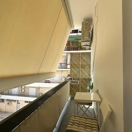 Marble Chic Getaway 1bd In Koukaki