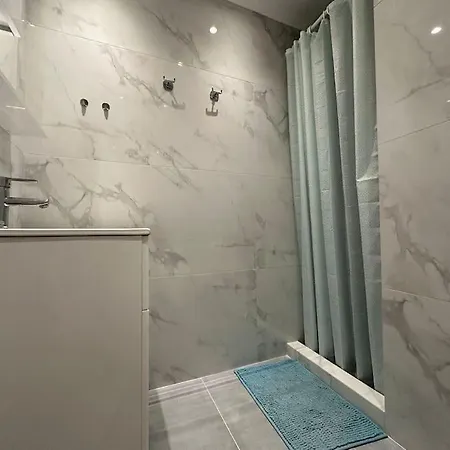 Apartment Marble Chic Getaway 1bd In Koukaki Athens