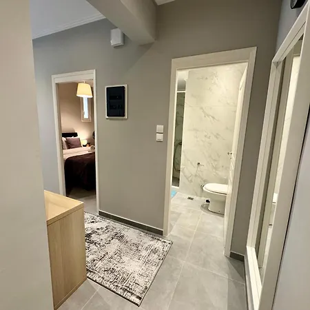 Marble Chic Getaway 1bd In Koukaki